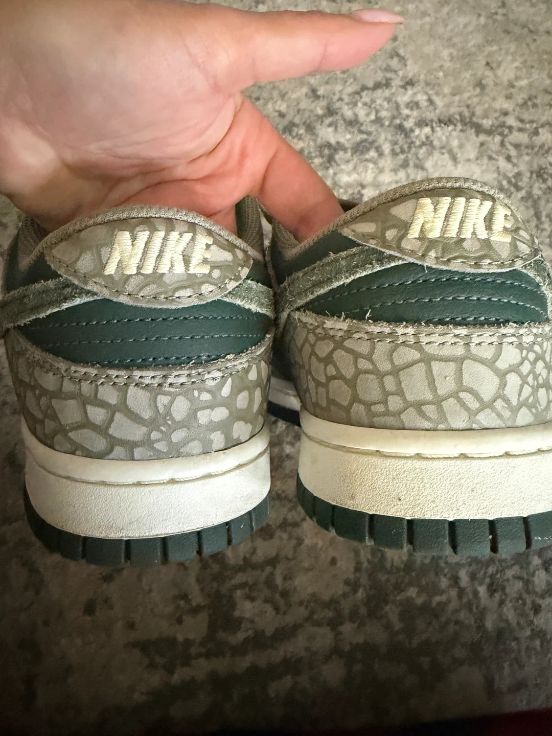 Nike Dunk Low Sneakers Green Size 8.5 US - photo 5