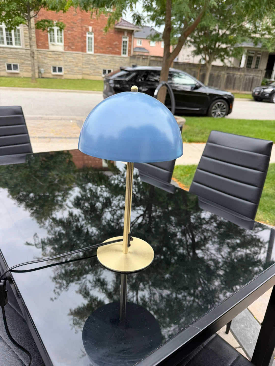 Blue dome table lamp with brass base