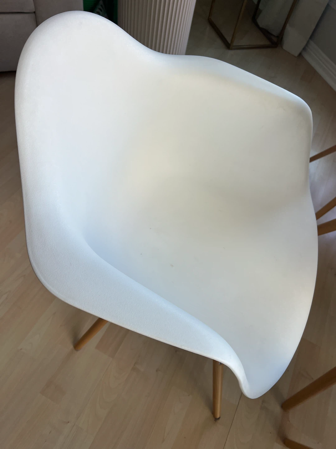 Mid-Century Modern Round Dining Table and 3 Chairs - photo 5
