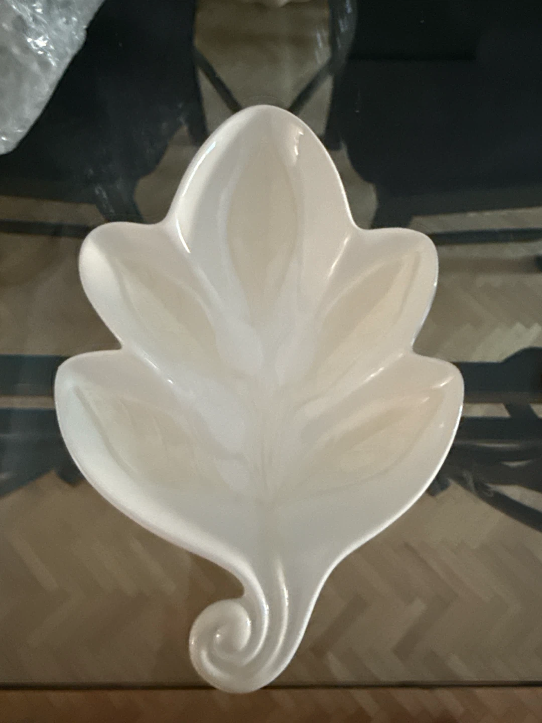 Lenox White leaf dish