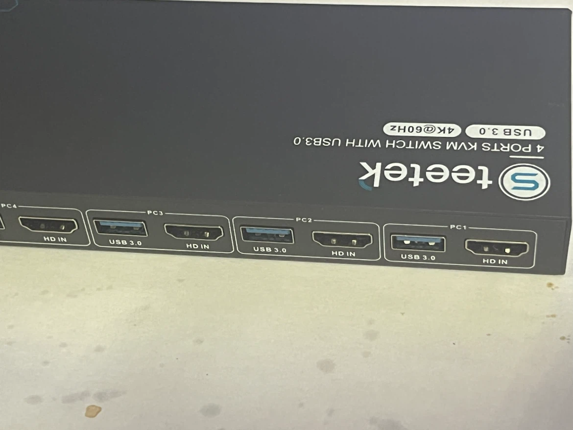 ( NO CABLES INCLUDED  ONLY HUB ) KVM Switch HDMI 4 Port - photo 2