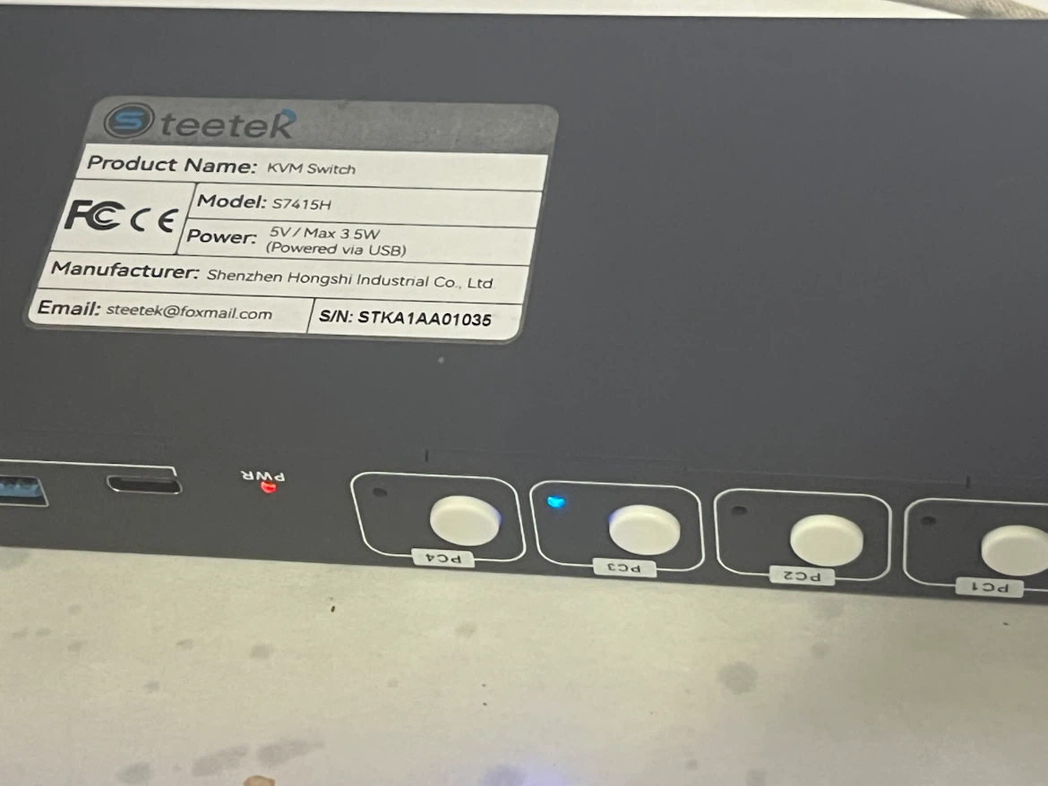 ( NO CABLES INCLUDED  ONLY HUB ) KVM Switch HDMI 4 Port - photo 3