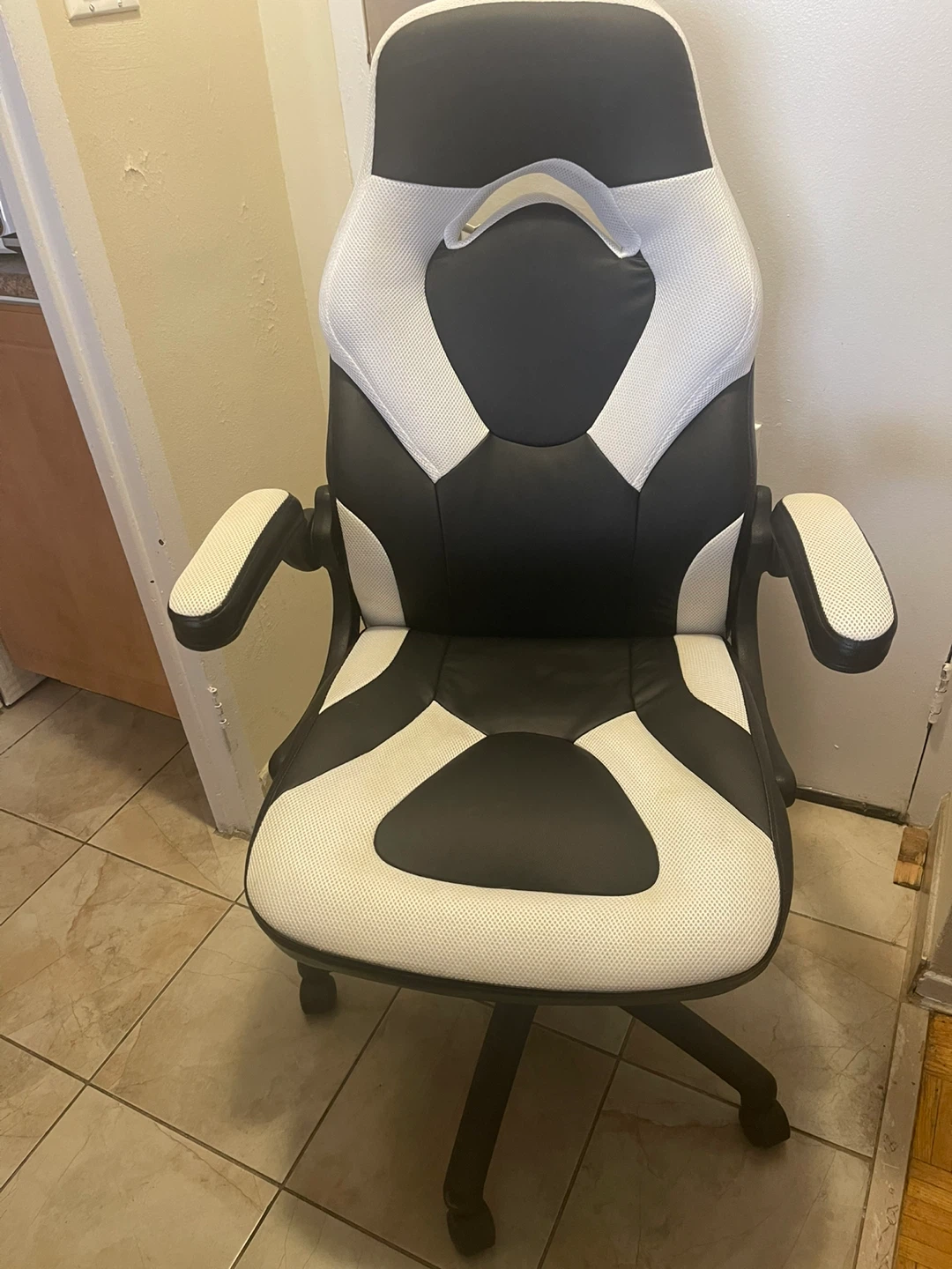 Black and white office gaming chair