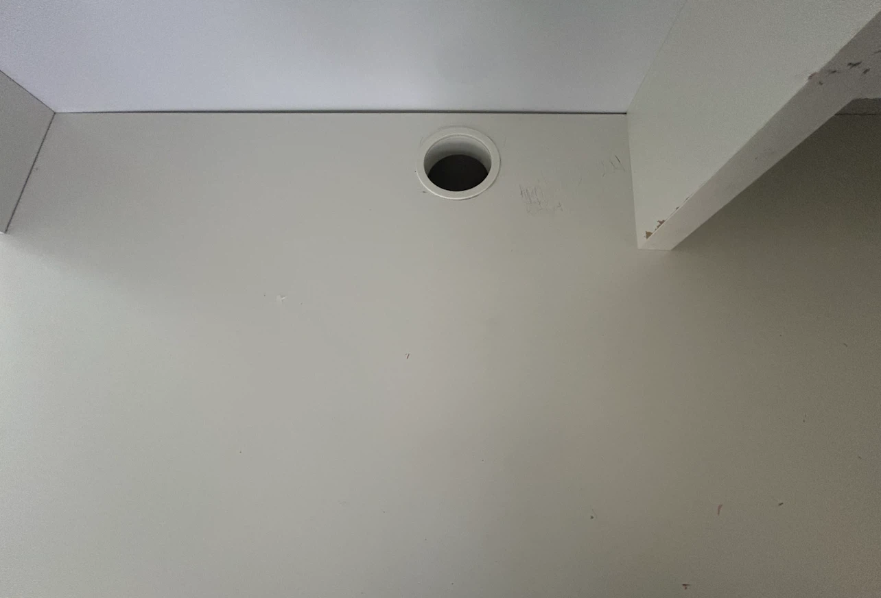 White desk with hutch - photo 5