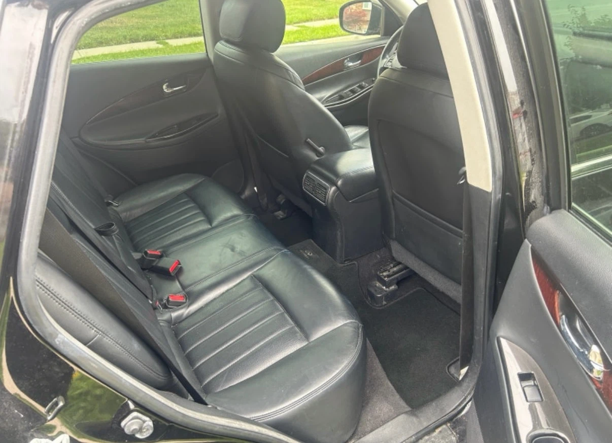 Infiniti EX35 Luxury SUV - photo 4