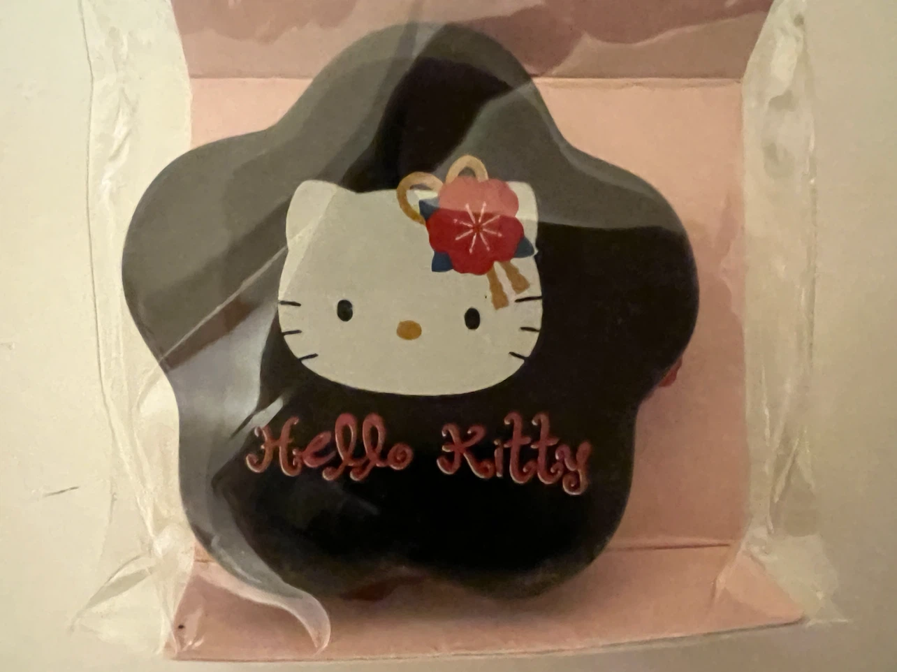 Hello Kitty Flower Shaped Chopsticks Stand