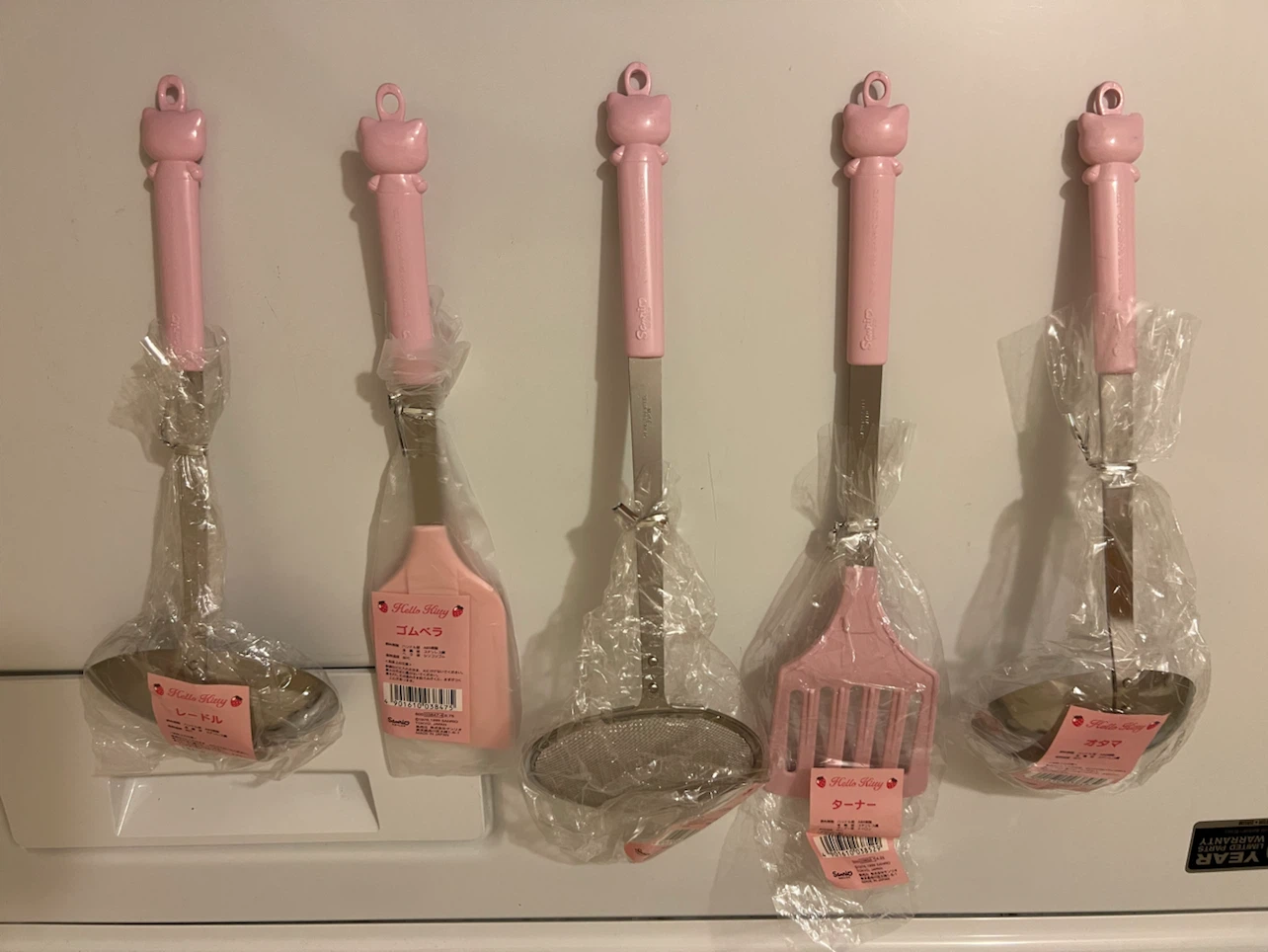 Hello Kitty Sanrio Kitchen Utensil Set - photo 2