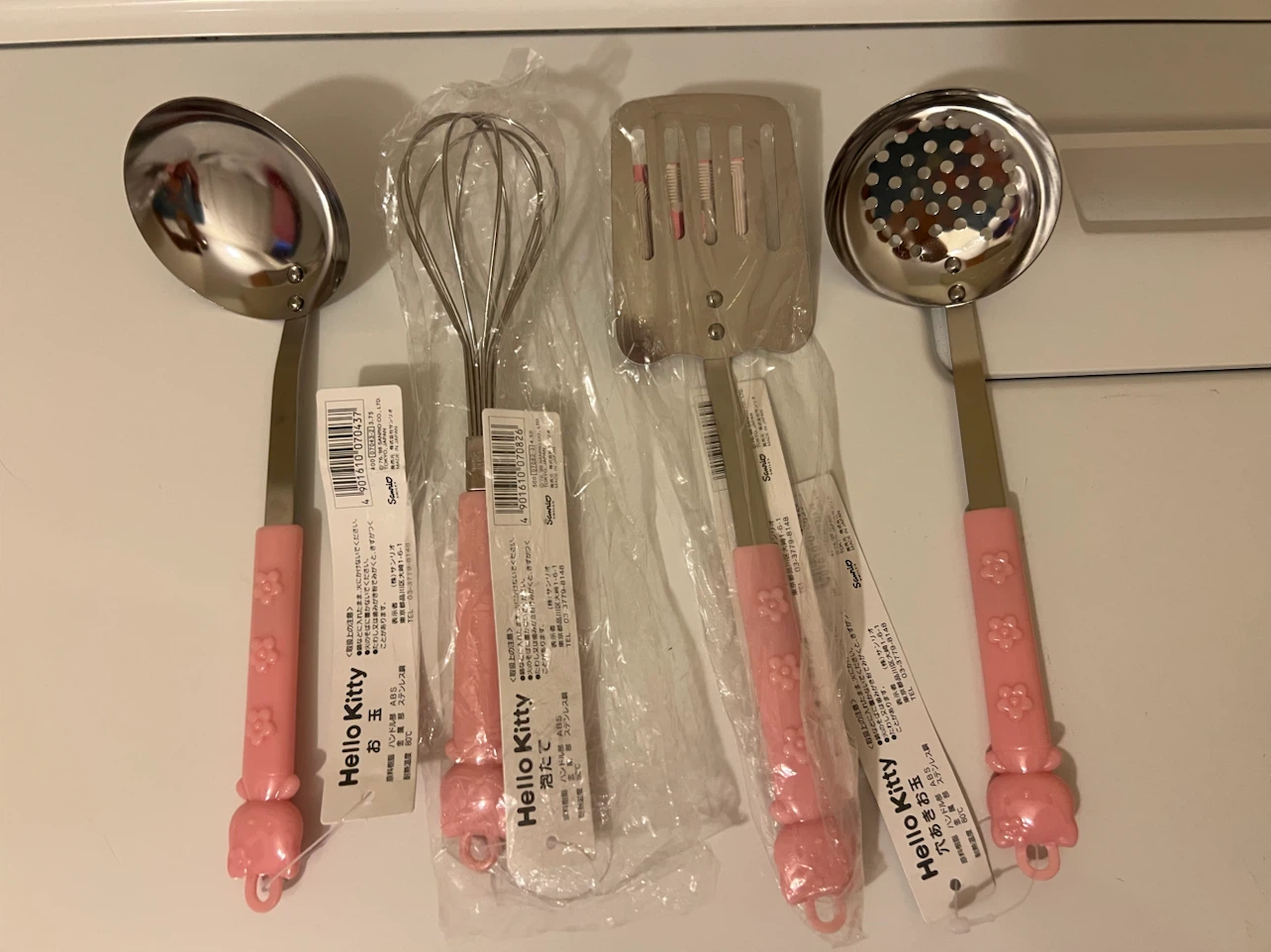 Hello Kitty Kitchen Utensil Set