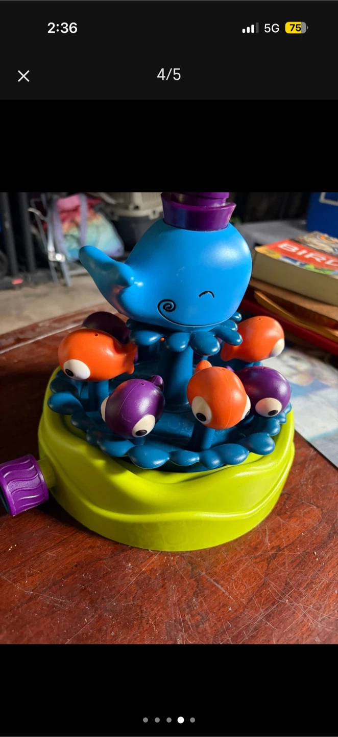B. Toys Whirly Whale Sprinkler - photo 2