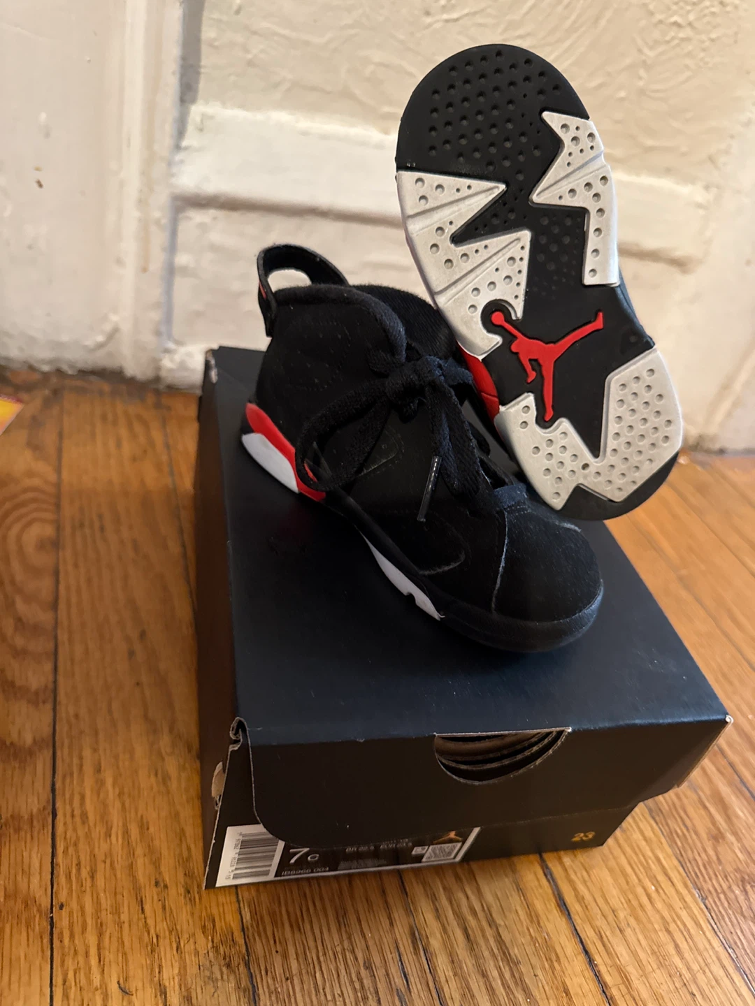 Nike Jordan Retro Shoes Toddler Size 7c - photo 2