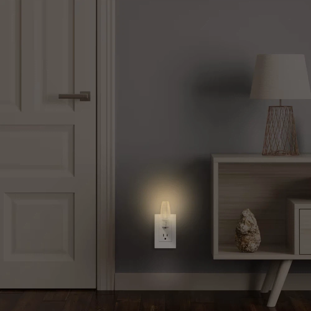 Set of Two Dusk to Dawn Sensor Night Lights - photo 3