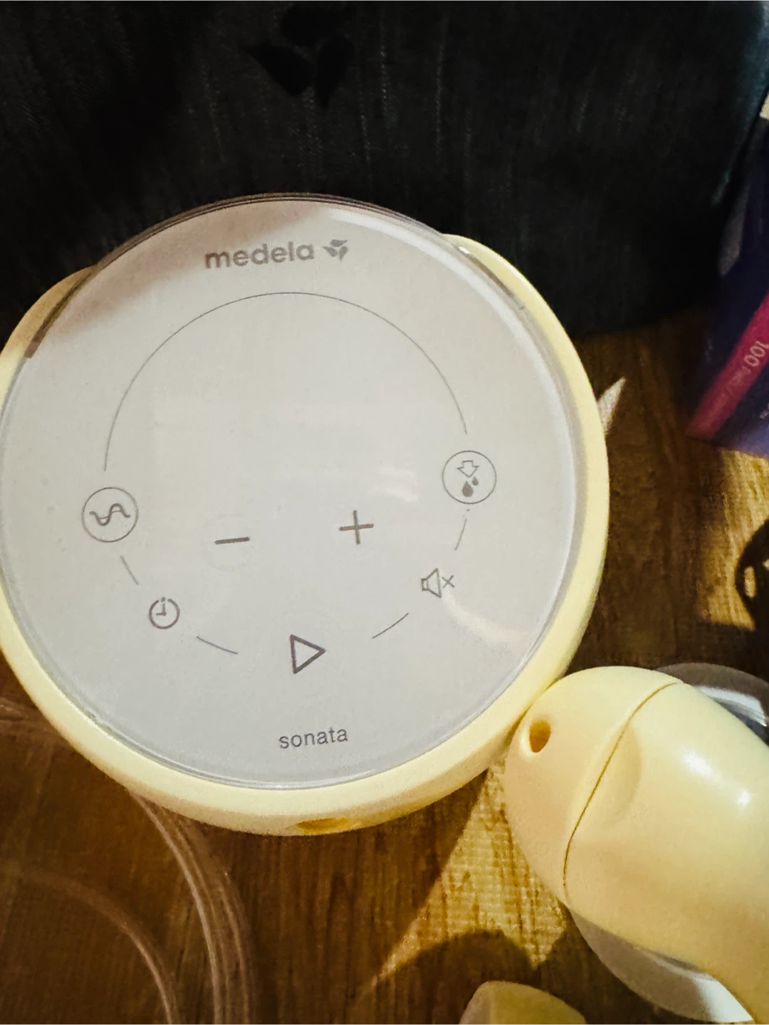 Medela Sonata Breast Pump Kit - photo 2