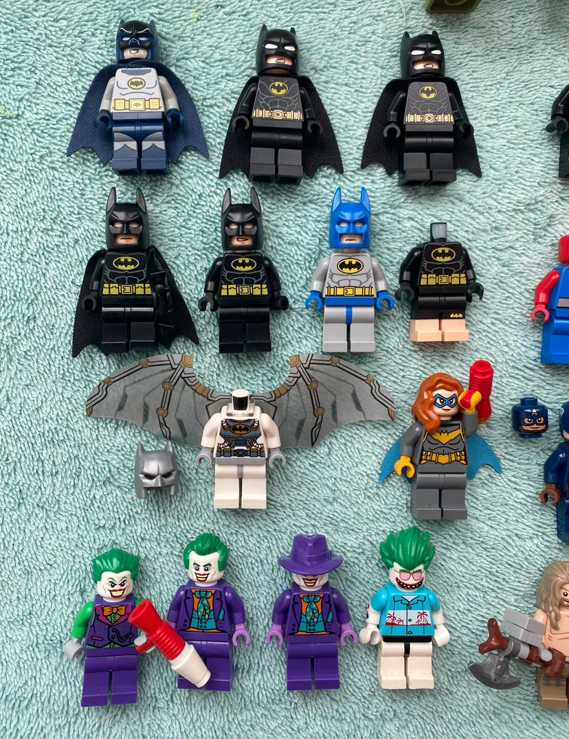 Lego DC & Marvel Minifigure Lot - photo 2