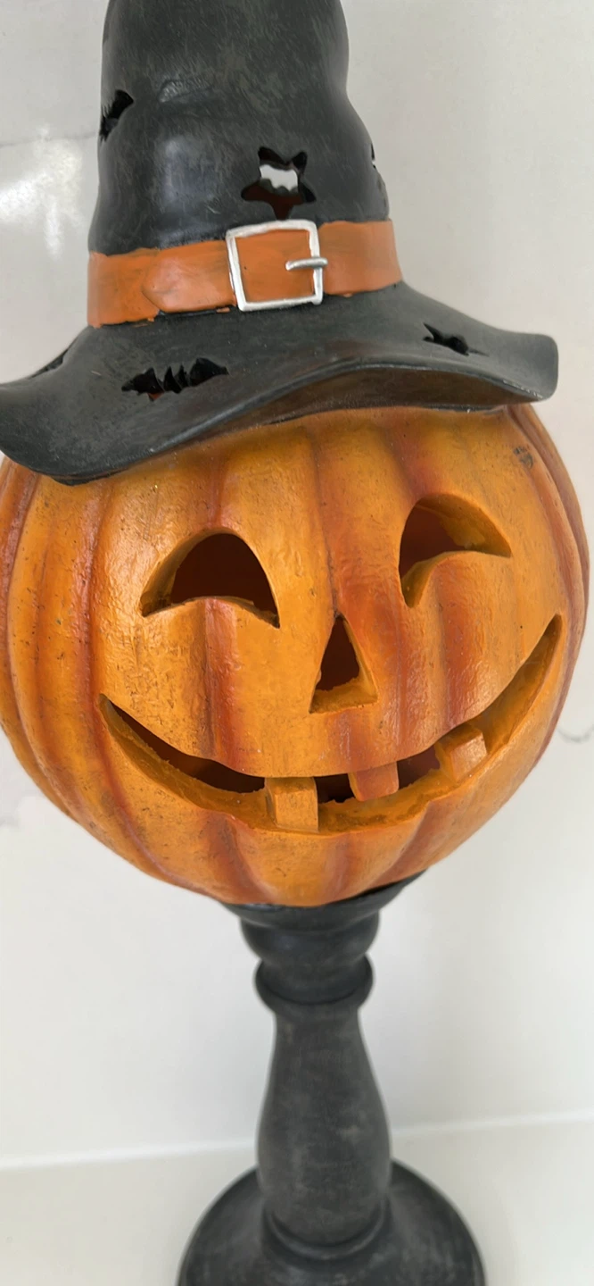 Light-up Pumpkin with Witch Hat Decor - photo 2
