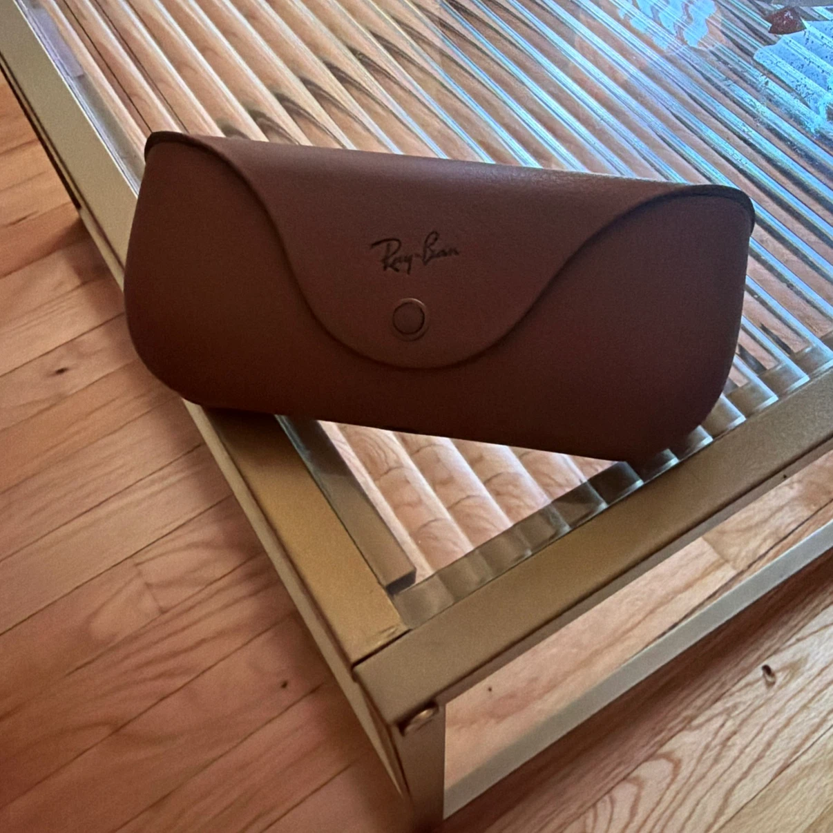 Ray-Ban Smart Glasses with Case