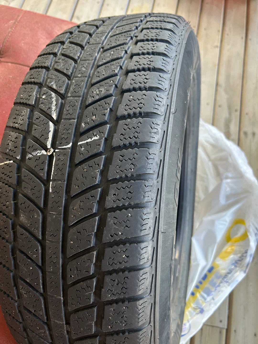 4 Dynamo winter tires – 225/65R17 102H - photo 2