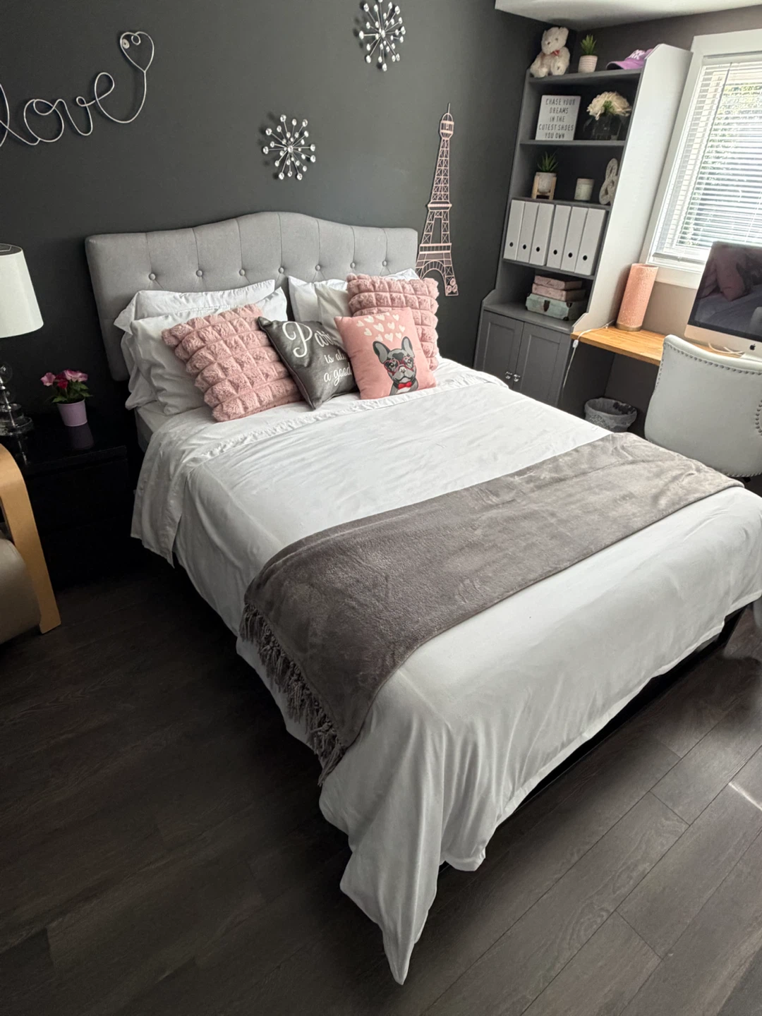 Queen Bed Frame + Mattress – Excellent Condition – Moving Sale