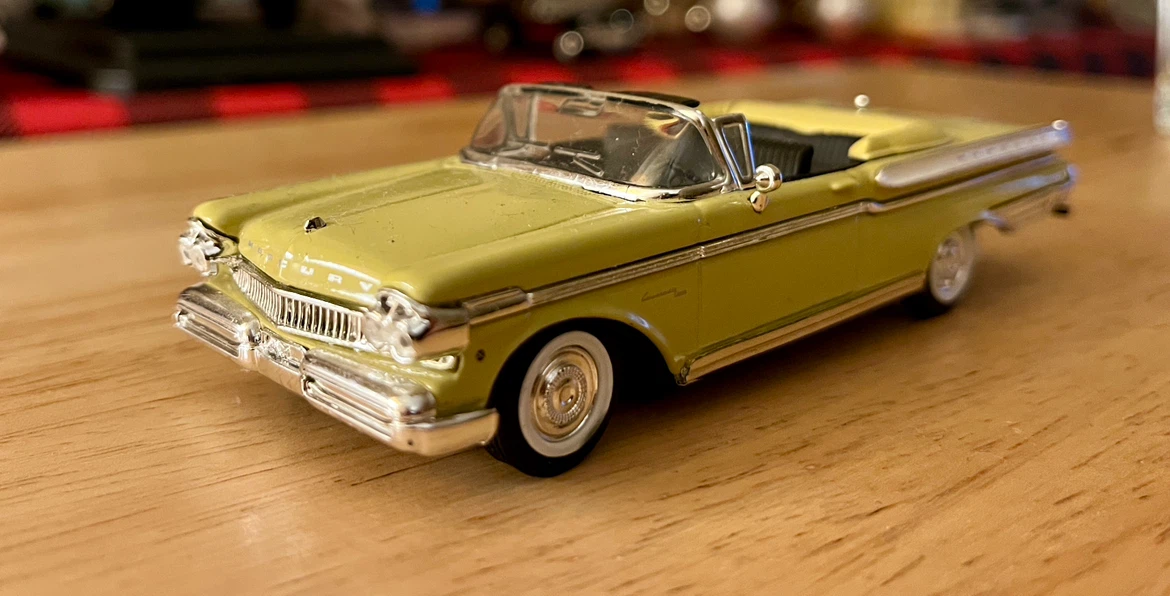 Vintage Mercury Turnpike Diecast Convertible Model - photo 3