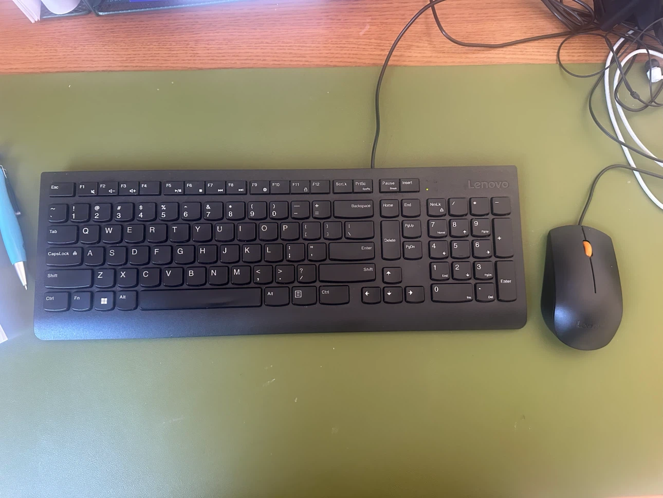 Lenovo 300 Wired Keyboard and Mouse Combo - photo 2