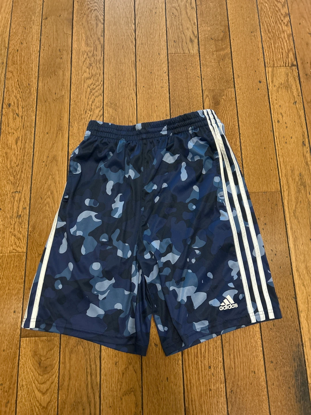 Adidas basketball shorts blue camo Size 18/20 - photo 2