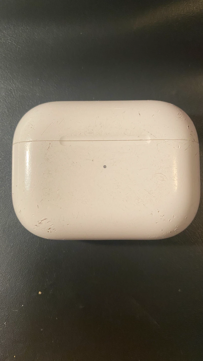 Apple AirPods Pro Wireless Charging Case