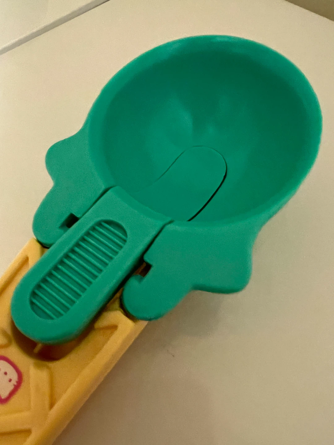Sanrio Hello Kitty Ice Cream Scoop - photo 2