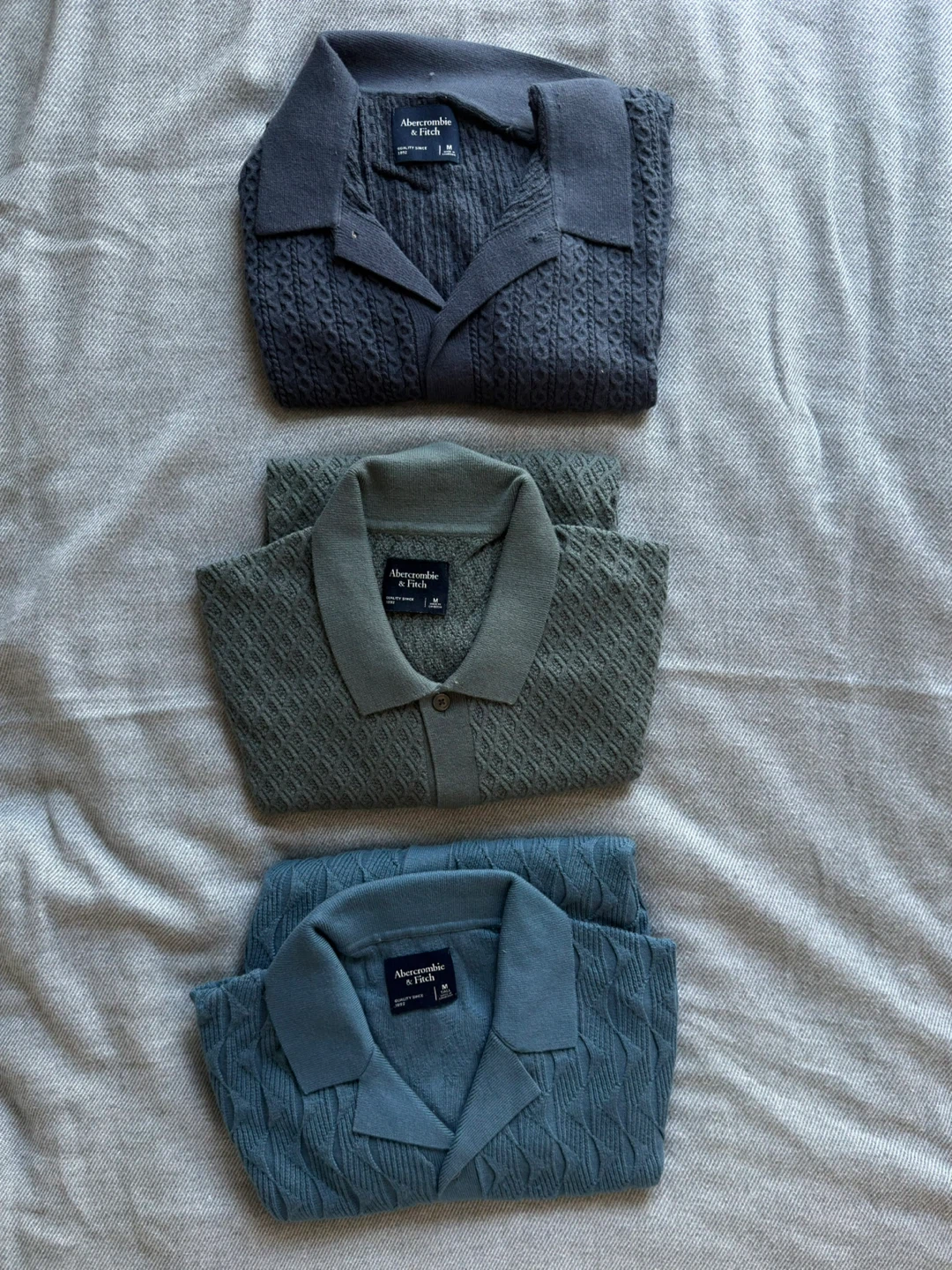 Abercrombie men’s knit polo shirts - set of 3