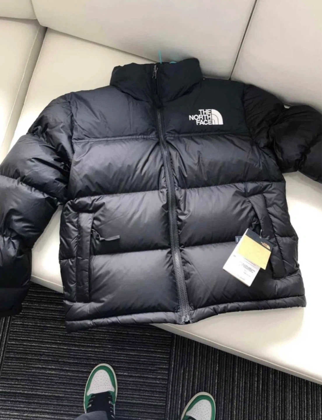 🔥 NORTH FACE JACKET – BRAND NEW – $149🔥