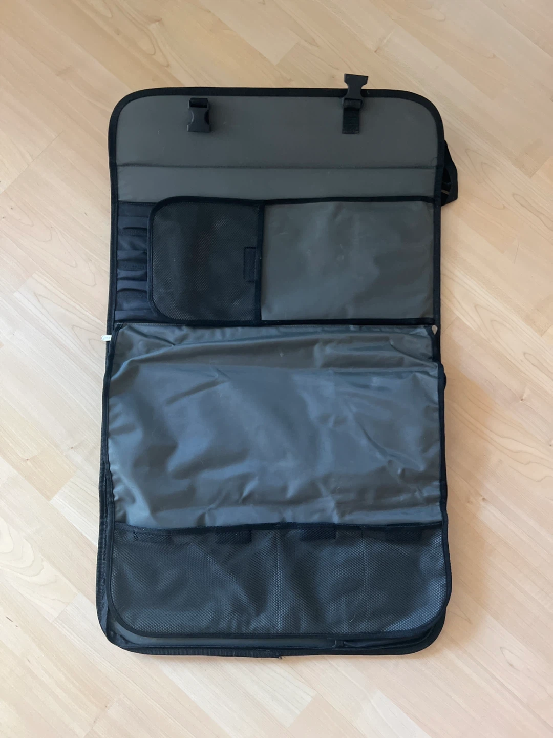 Mercer Culinary Knife Roll Case - photo 2