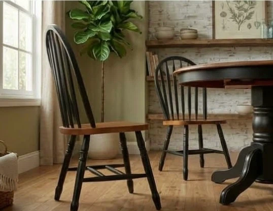 Round wooden dining table and four chairs - photo 5
