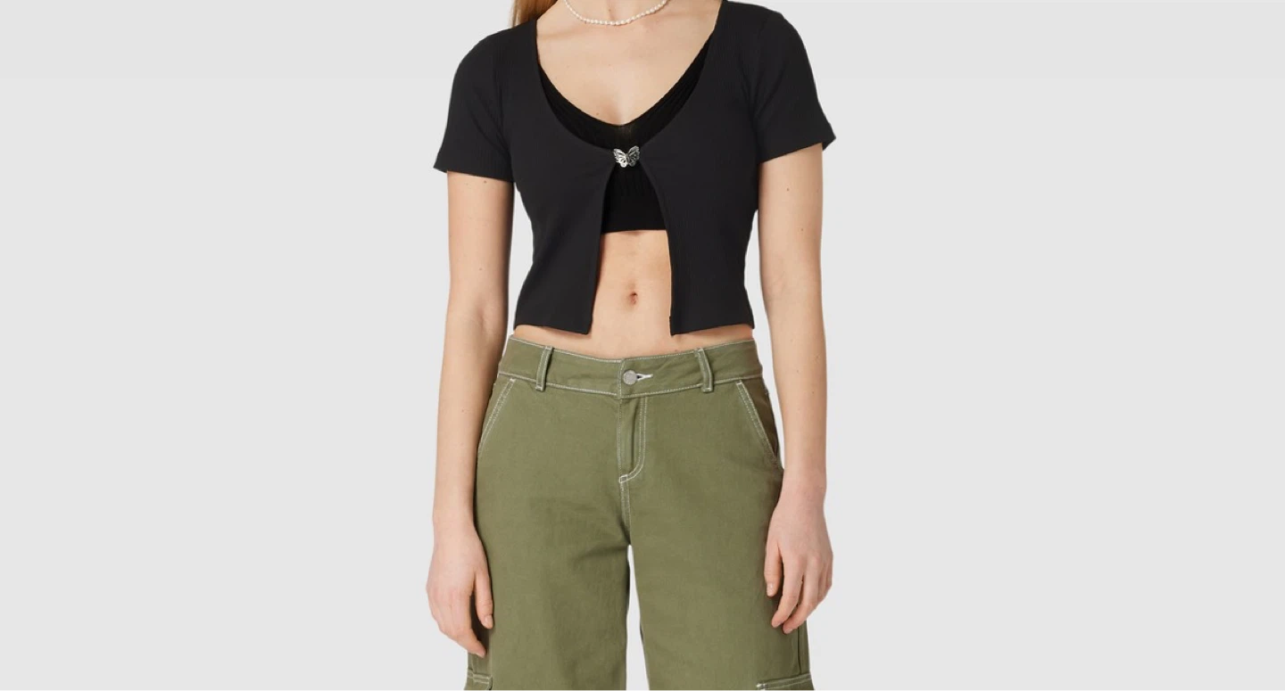 H&M Black Butterfly Clasp Crop Top - photo 2