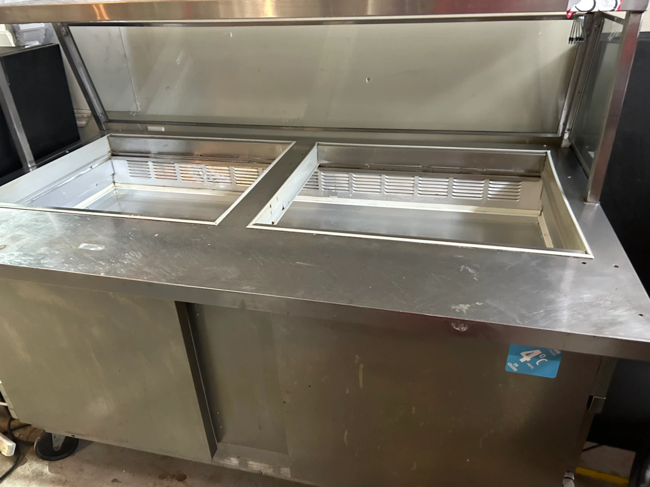 Commercial Refrigerated Salad Bar Unit