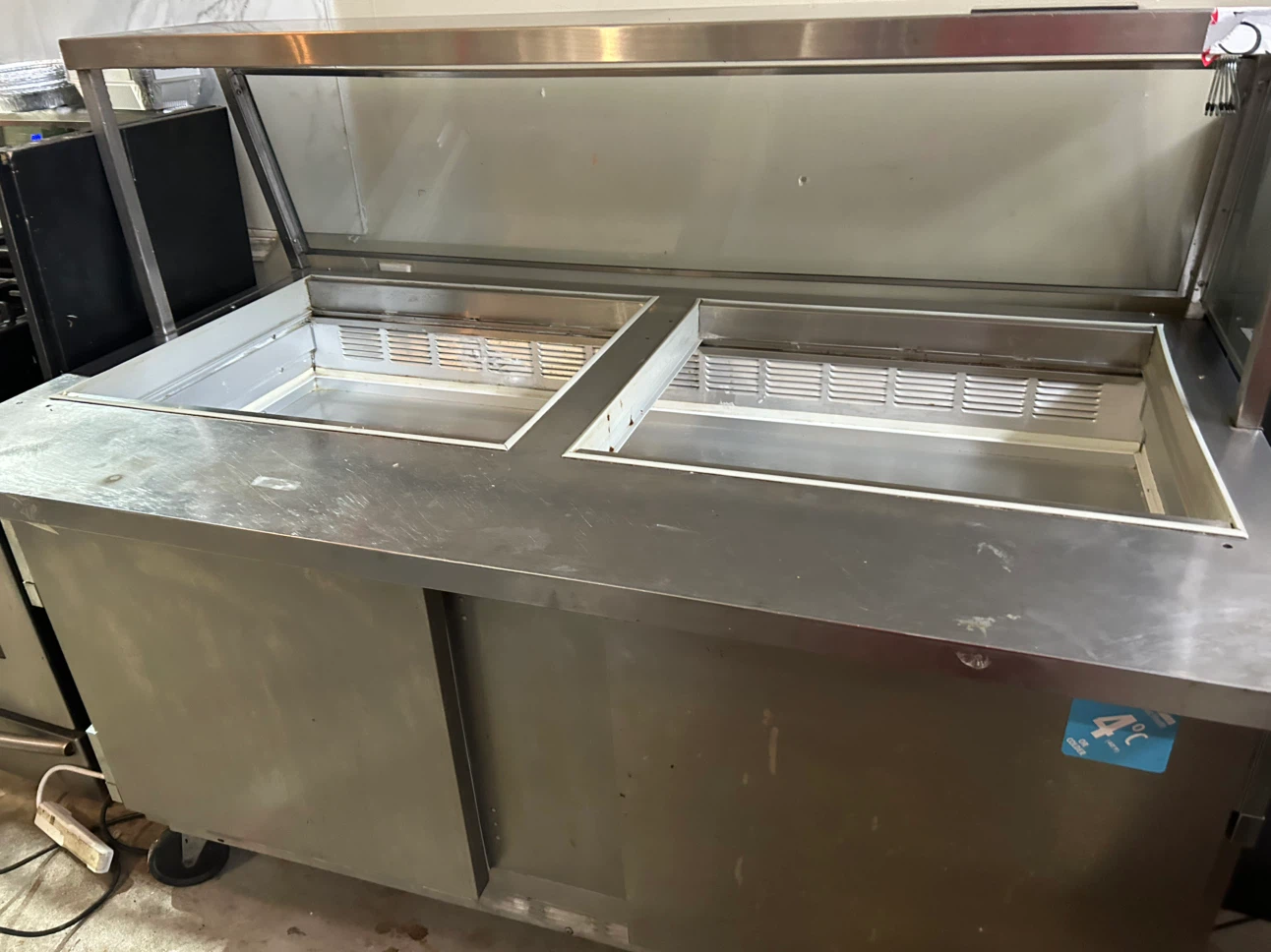 Commercial Refrigerated Salad Bar Unit - photo 2