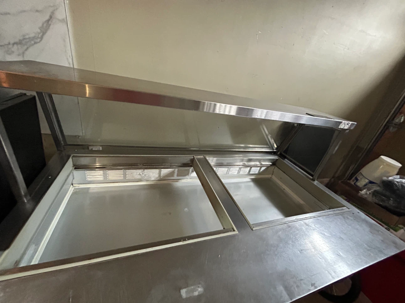 Commercial Refrigerated Salad Bar Unit - photo 4