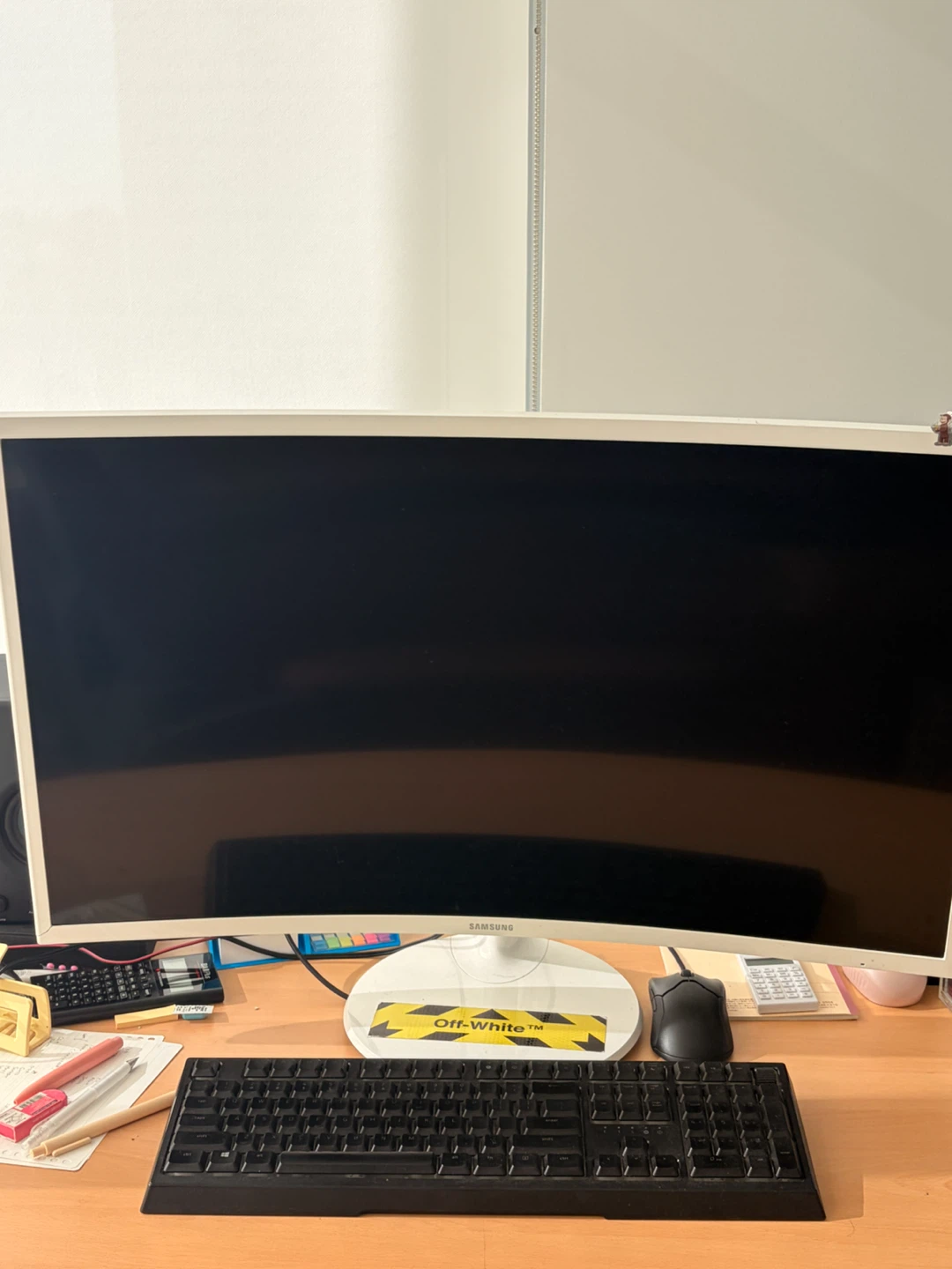 Selling Desktop with keyboard mouse and speaker