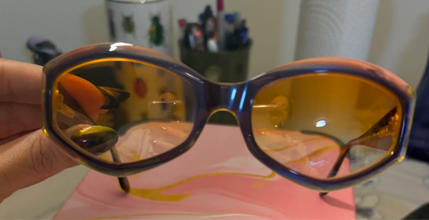 Authentic Chanel 5021 Sunglasses - photo 2