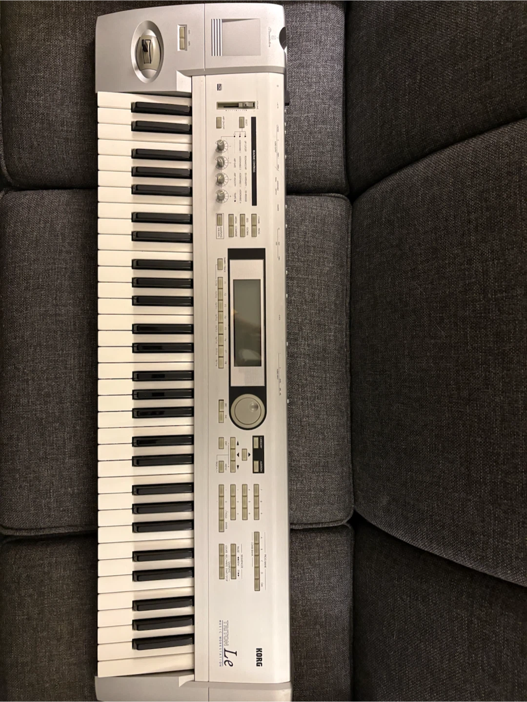 Korg Triton Le Music Workstation