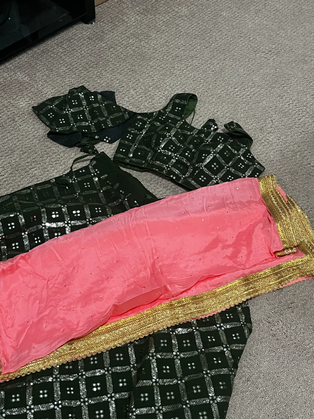 green lengha w/ pink scarf - photo 3