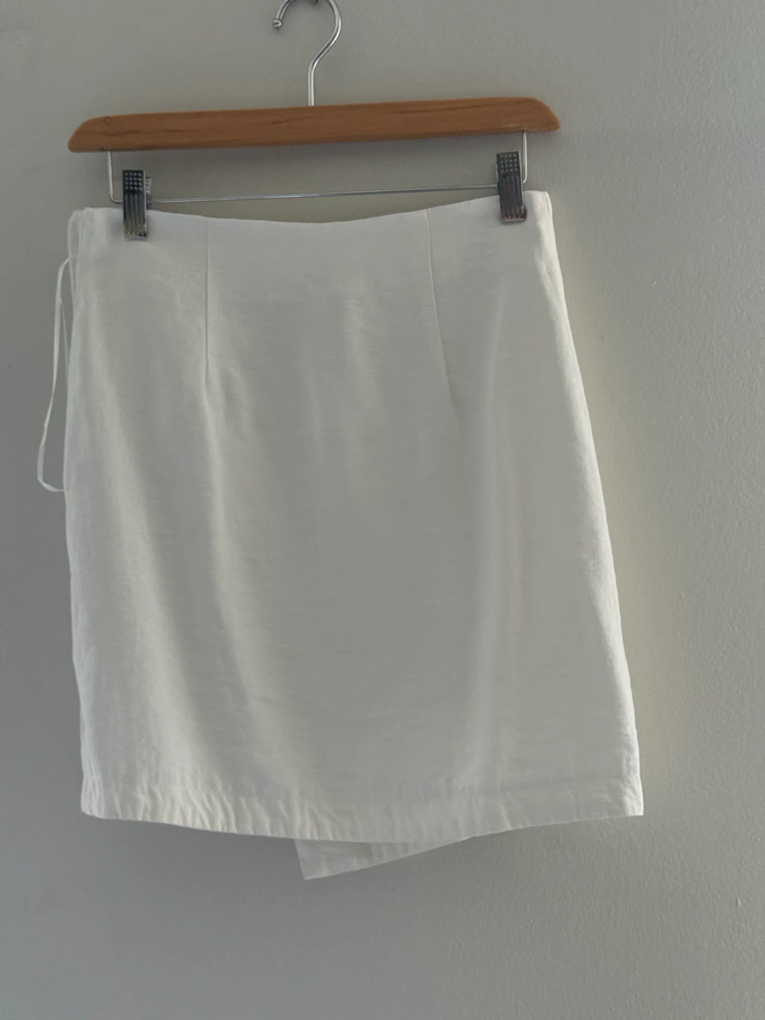 Glam White Skirt Size S - photo 2