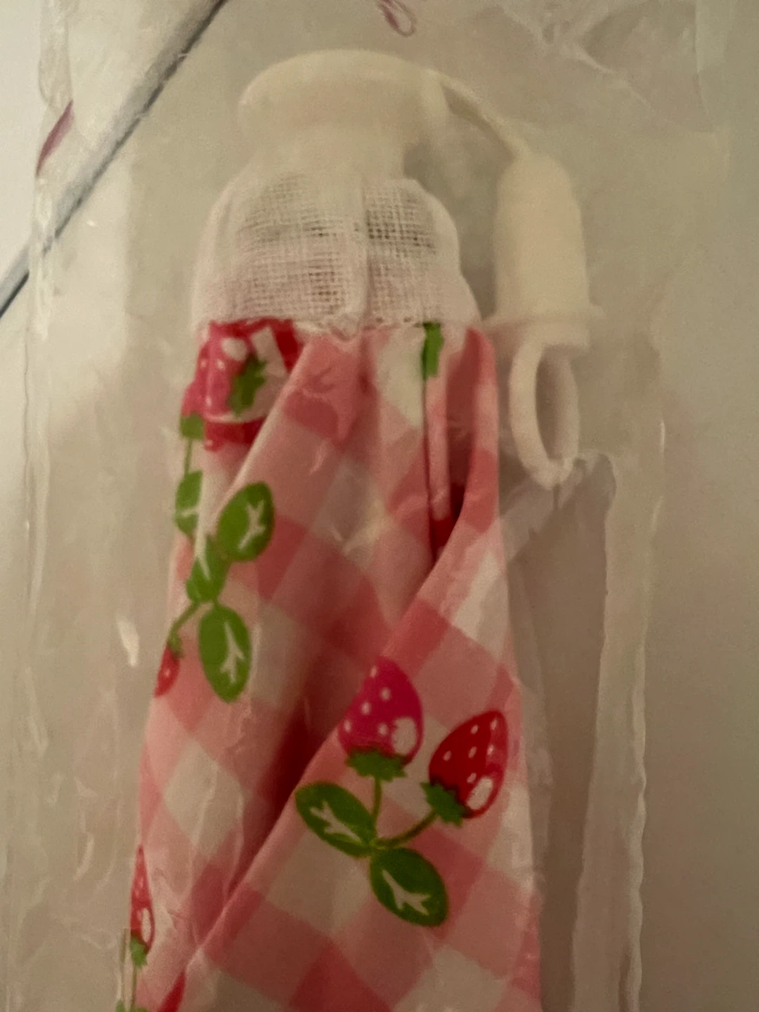 Hello Kitty Food Cover - photo 3