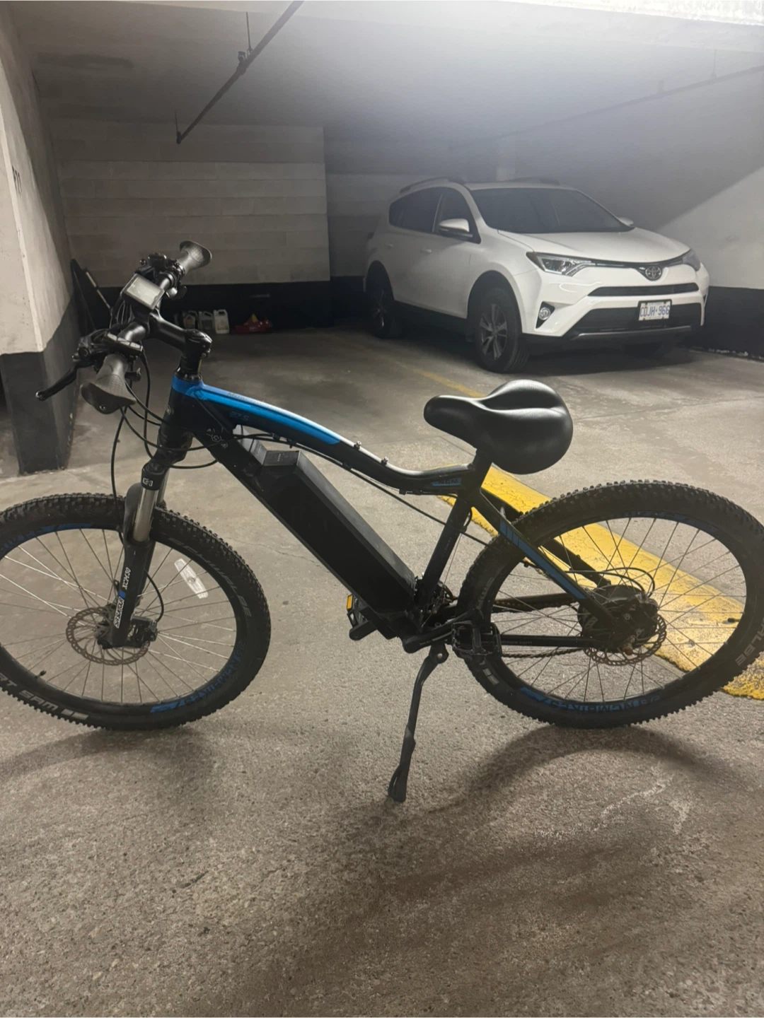 NCM Moscow Plus Electric Mountain Bike