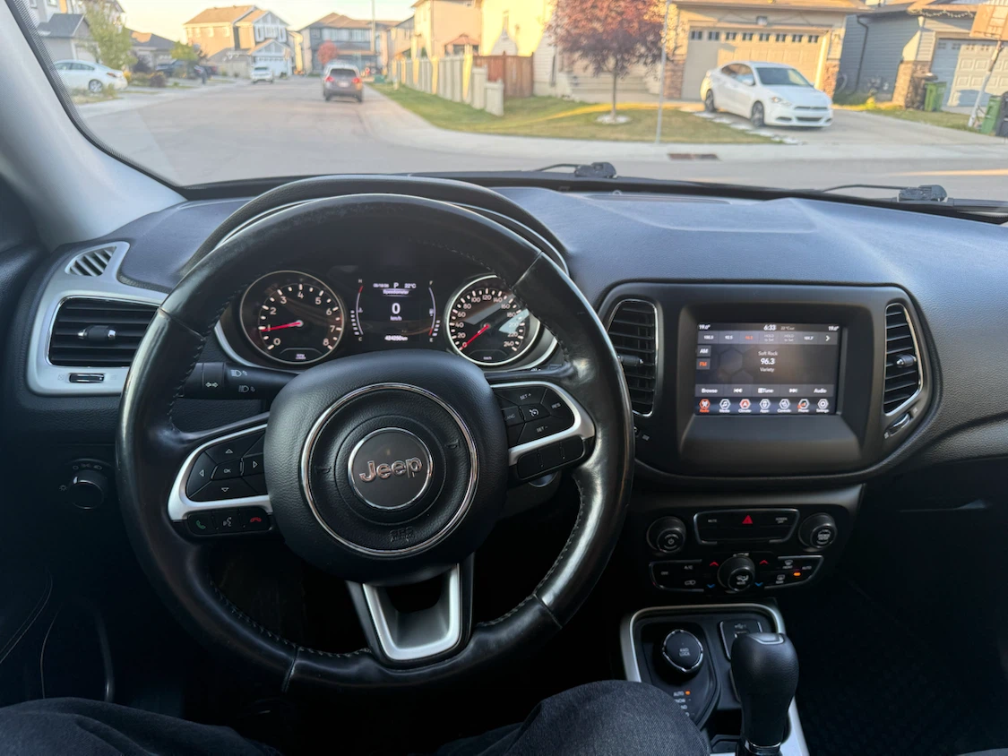 Jeep Compass SUV - photo 5