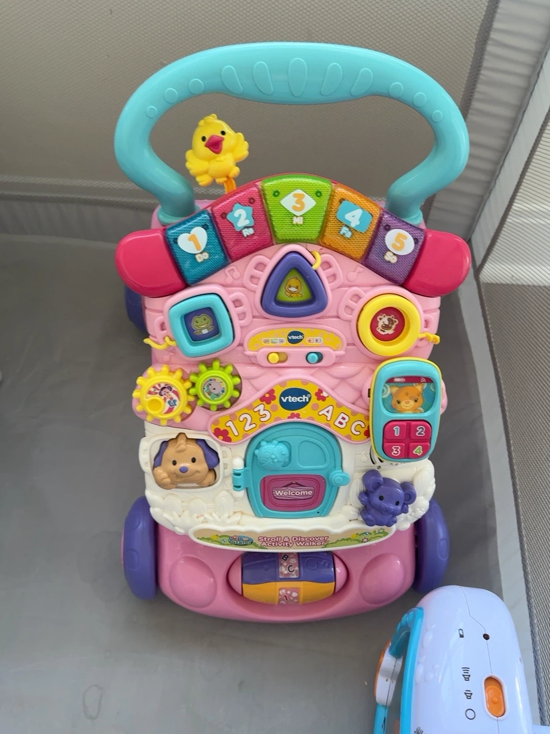 VTech Stroll & Discover Activity Walker