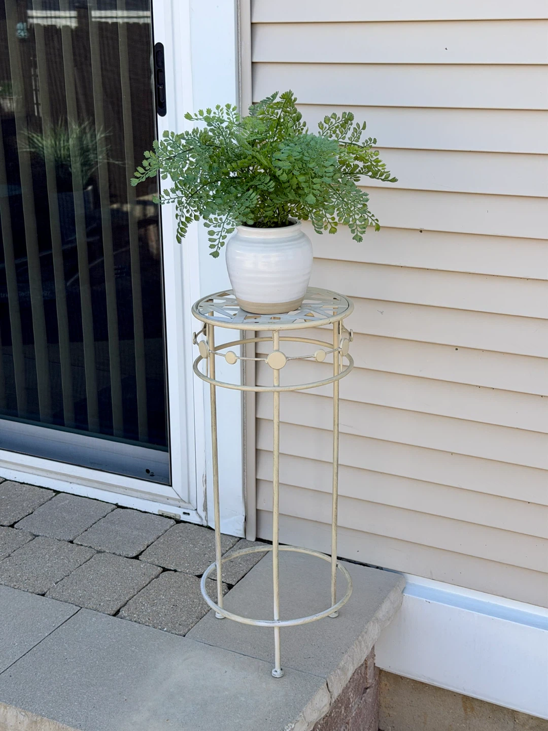 TALL PLANT STAND