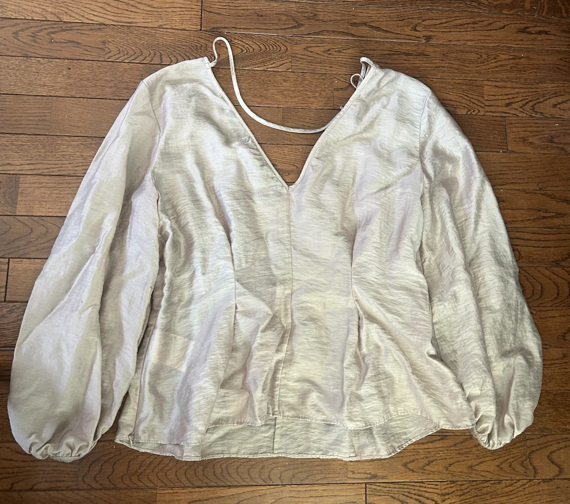 Club Monaco Beige Blouse - photo 2