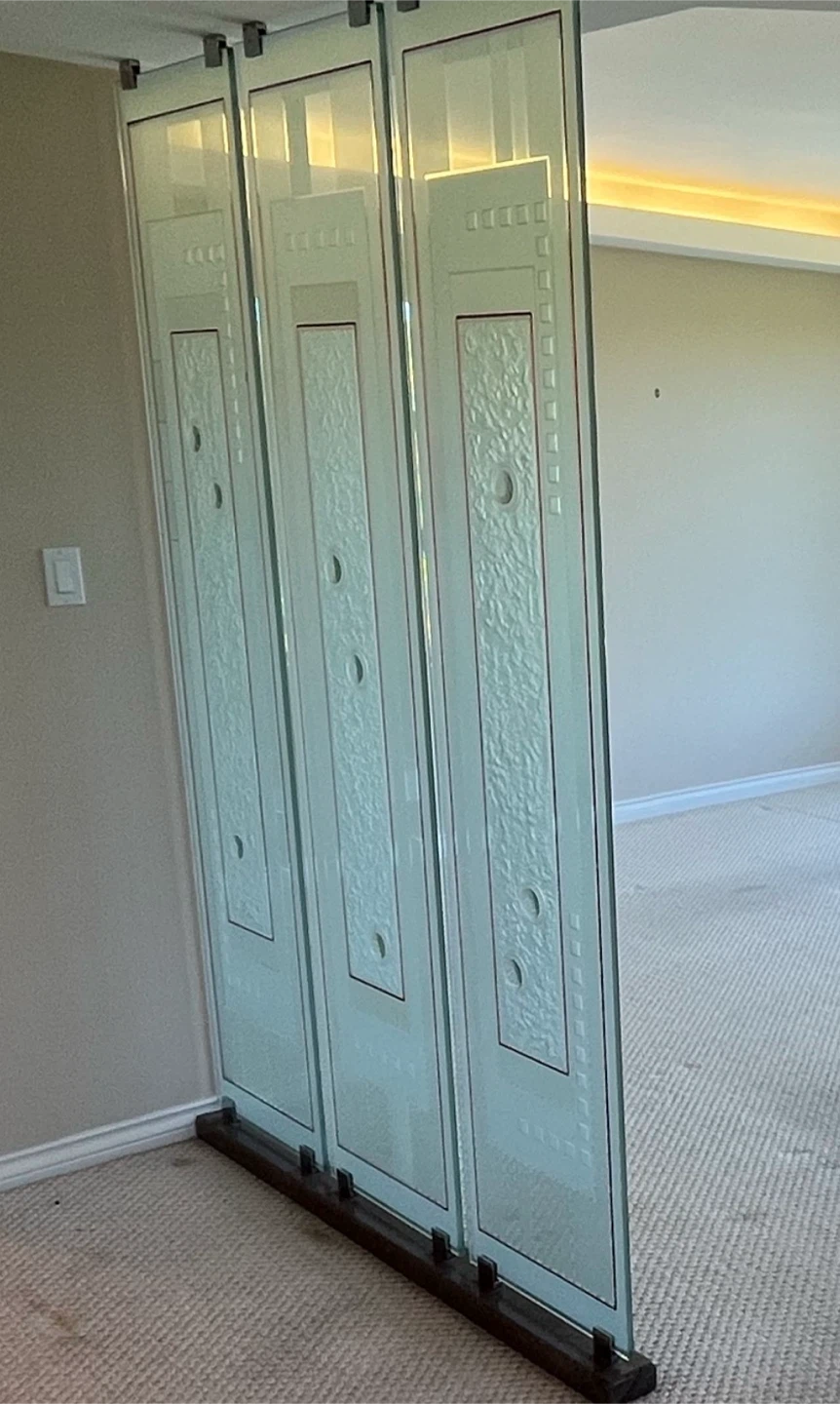 Three-Panel Decorative Glass Room Divider - photo 3