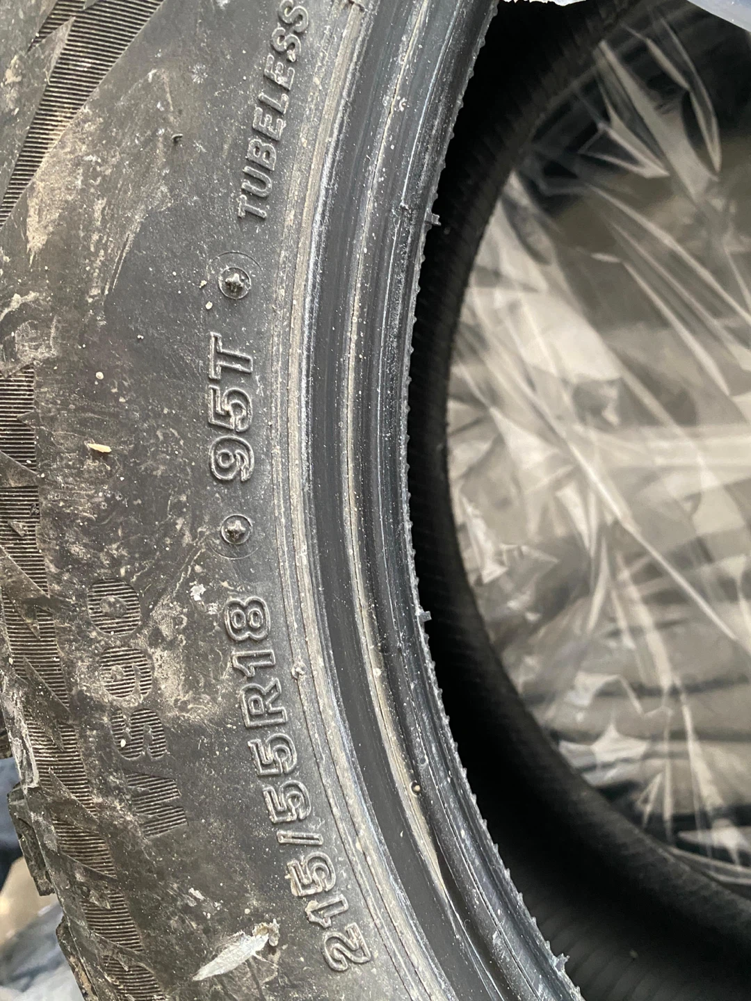 4x Bridgestone Blizzak WS90 215/55R18 Winter Tires - photo 4