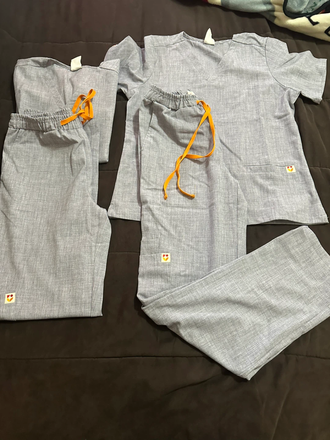 Scrub Uniforms 4 pairs - SMALL - photo 2