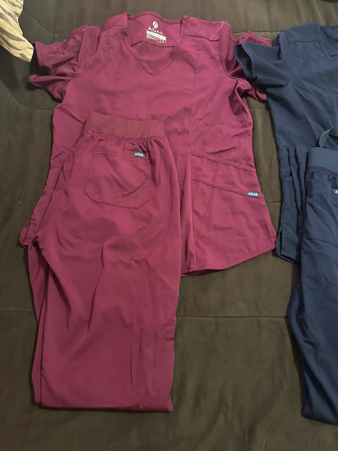 Scrub Uniforms 4 pairs - SMALL - photo 3