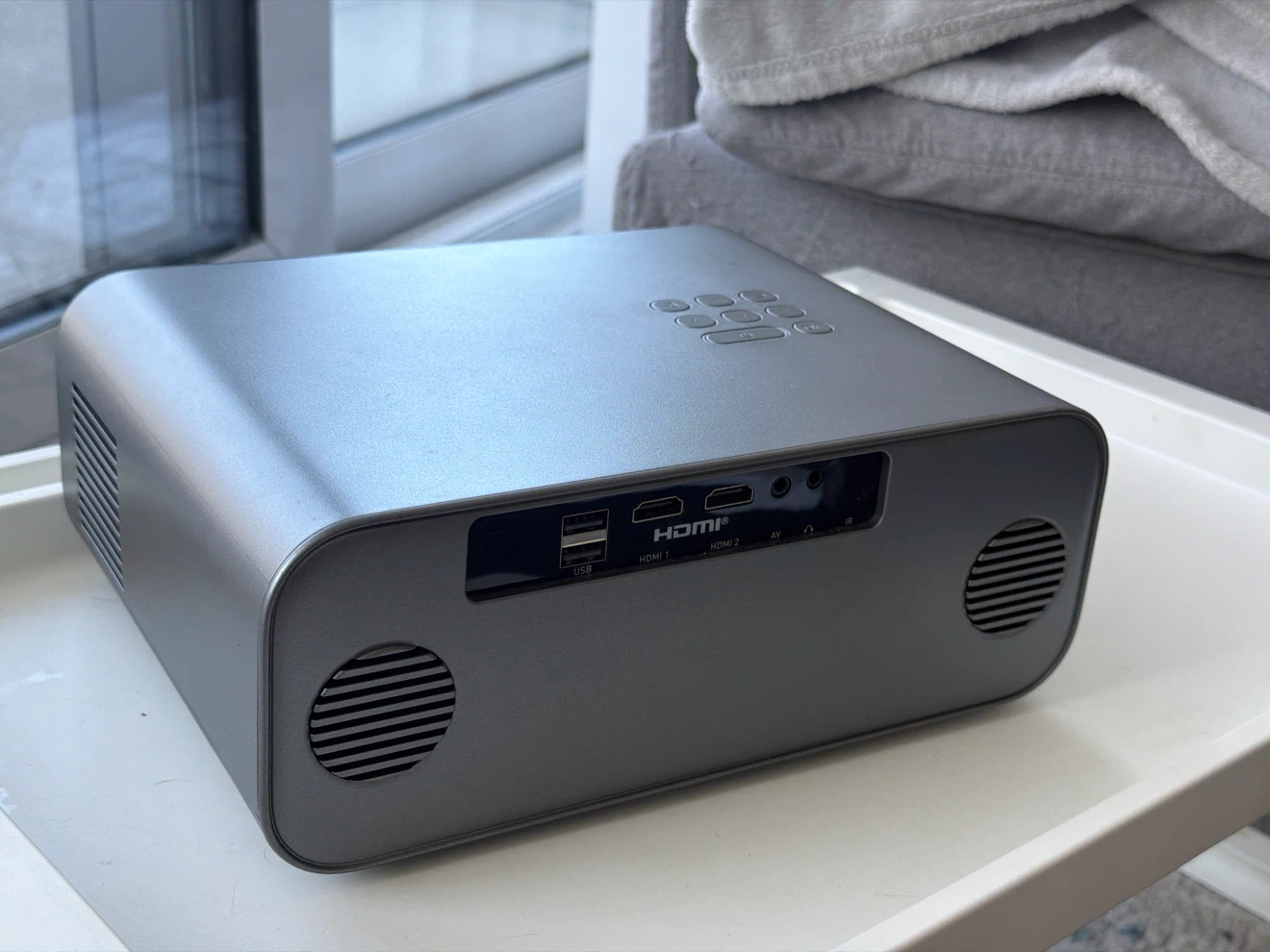 Yaber Pro V9 Projector - photo 2